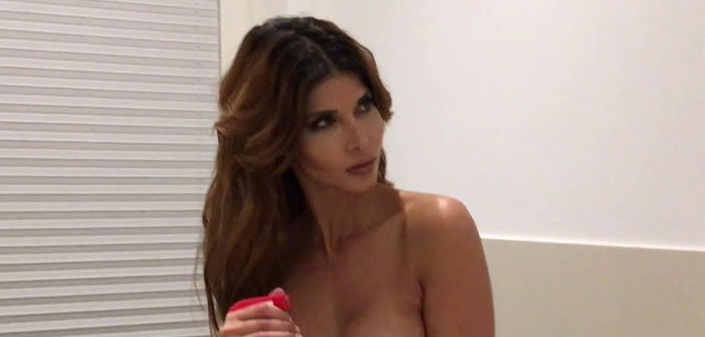 Η Micaela Schafer και οι φίλες της προκαλούν έμφραγμα στο δίκτυο(Βίντεο) !