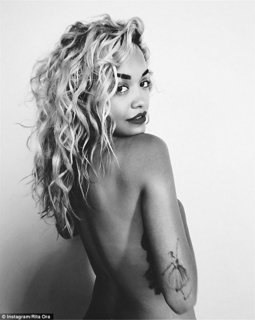 Η σέξι Rita Ora εντυπωσιάζει