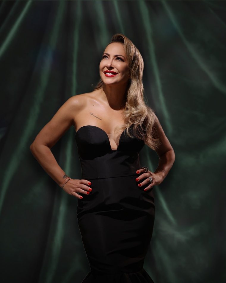 MELINA_ASLANIDOY